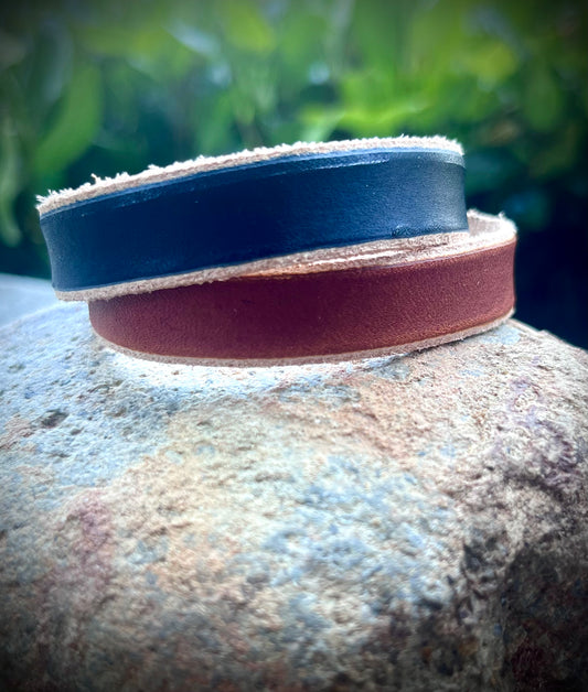 The Daily Loop (Double Wrap, English Bridle/Navy Blue)