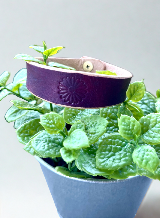 The Daily Loop (Violet with Sunflower)