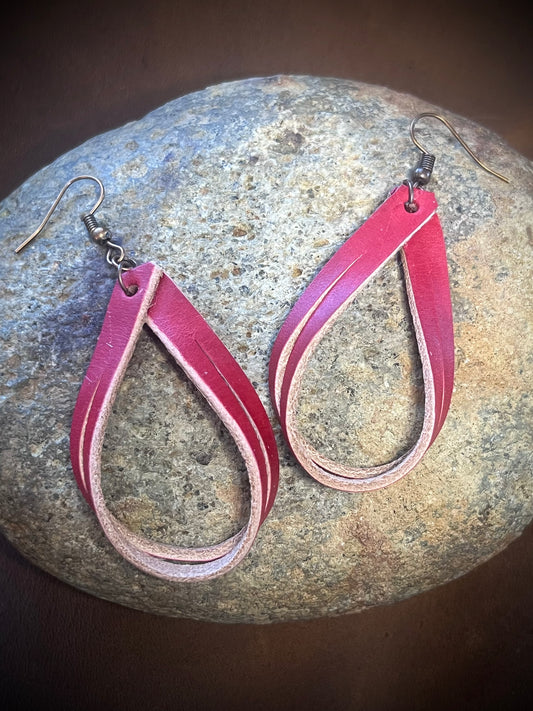 The Daily Dangle (Scarlet Red)