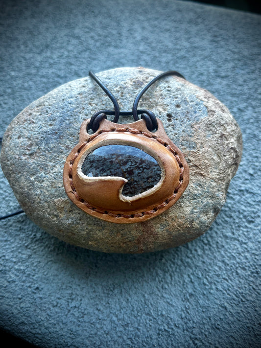 The Hide and Stone (Speckled Brown Stone /Range Tan Leather)