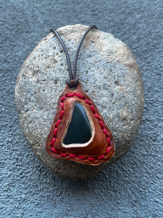 The Hide and Stone (Charcoal Green Stone/English Brown Leather)
