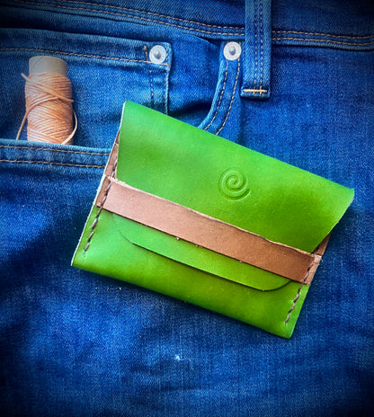 The Strap Happy (Forest Green/Saddle Brown)