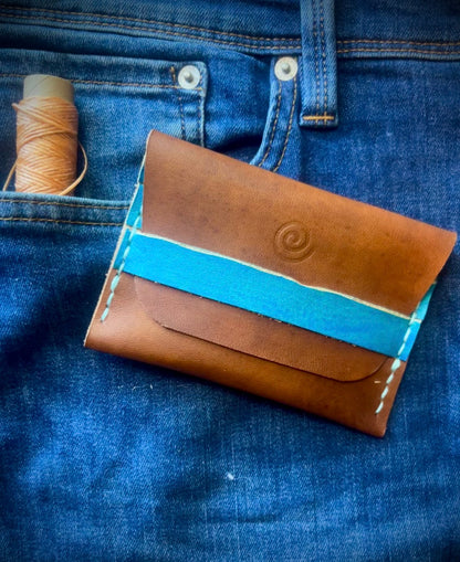 The Strap Happy (Saddle Brow/Turquoise)